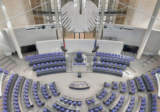 Bericht: Union muss für Fraktionssitzung in Plenarsaal ausweichen
