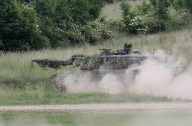 Bundeswehr-Digitalfunk: Unter 1.000 von 16.000 Fahrzeugen umgerüstet