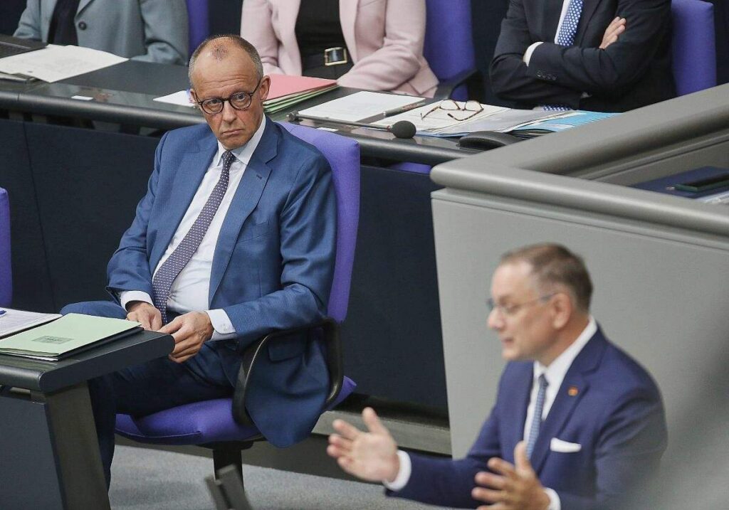 Insa: Union legt zu, AfD bleibt aber stärkste Kraft