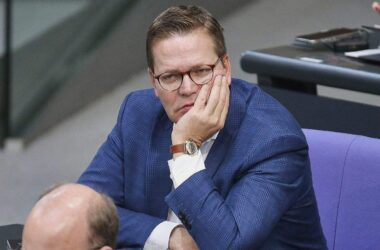Geschasster Staatssekretär Sorge wettert gegen Merz