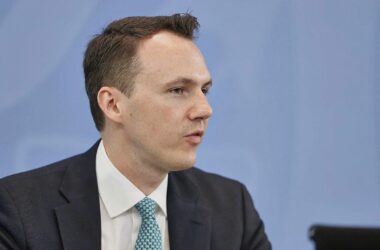 Vizechefs der Rentenkommission mussten Standpunkte räumen