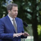 Klingbeil plant 2027 mit acht Milliarden Euro mehr Schulden
