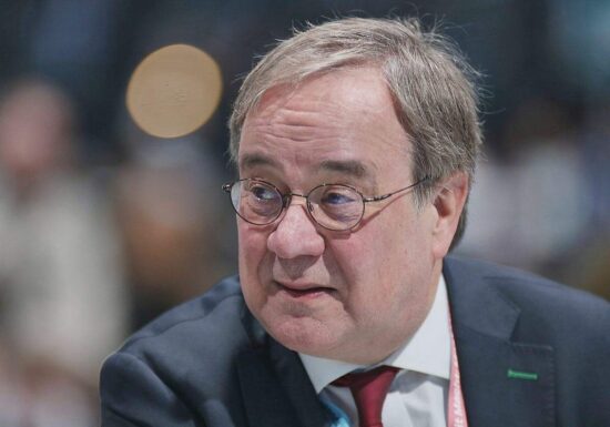 Laschet: Tomahawk-Kauf mit Dialogangebot an Russland verbinden