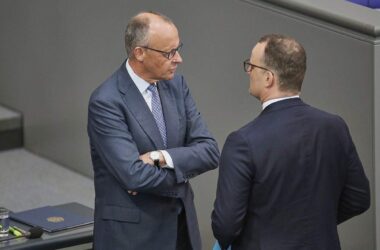 Spahn-Rücktritt: Merz will Nachfolge vor Urlaubszeit klären