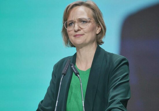 Brantner schwört Grünen-Mitglieder auf "schwierige Kompromisse" ein