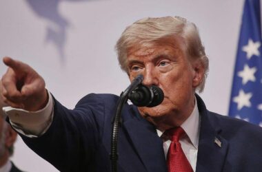 Trump droht Iran erneut mit "vollständiger Vernichtung"