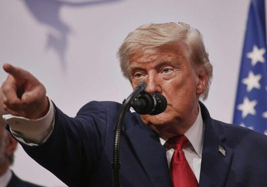 Trump droht Iran erneut mit "vollständiger Vernichtung"