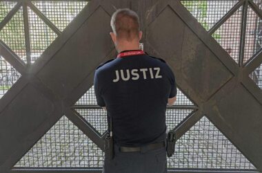 Höhere Entschädigungen für zu Unrecht Inhaftierte geplant