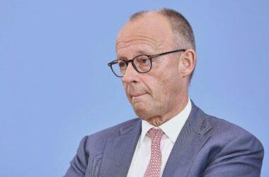 Algerien: Eltern von inhaftiertem Journalisten bitten Merz um Hilfe