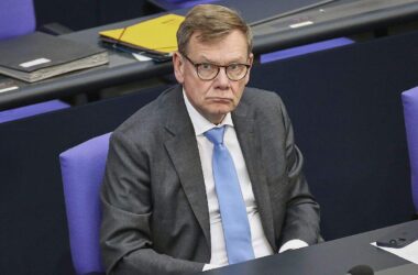 Wadephul zeigt Verständnis für neue US-Angriffe gegen den Iran