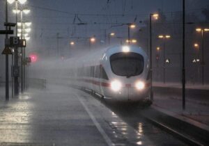Wetterdienst weitet Unwetterwarnung aus