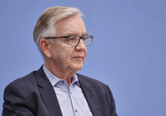 Bartsch kritisiert Unions-Brandmauer-Debatte als "dummes Zeug"