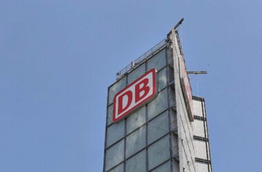 Fahrgastverband begrüßt Bonuspläne für Bahnmanager