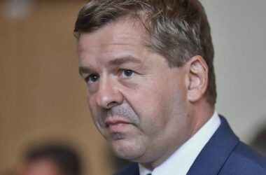 Schulze hält an Forderung nach Erhalt der Rente mit 63 fest