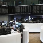 Dax geht mit Gewinnen ins Wochenende