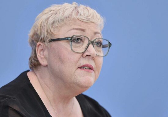 Zupke: 37.000 SED-Opfer beziehen noch Opferrente