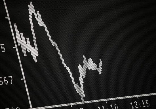 Dax startet positiv - Fed-Rede erwartet