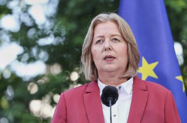 Bas sieht "historische Verantwortung" für SPD in Koalition