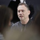 Fitzek: Ich schreibe zu viele Sätze mit Komma und "dass"