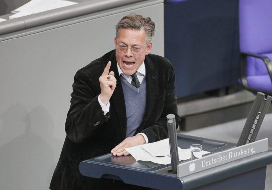 Grünen-Politiker fordert entschlossenes Vorgehen nach Drohnenvorfall