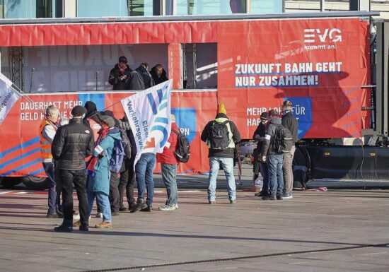 EVG droht mit bundesweitem Sicherheitsstreik bei Regionalbahnen