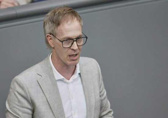 SPD-Politiker verteidigt Drohnen-Zuständigkeiten