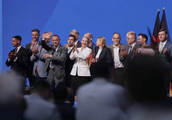 Forsa: AfD baut Vorsprung aus - Jeder Vierte unentschlossen