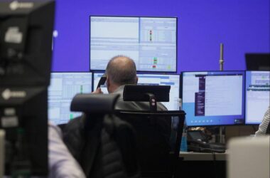 Dax am Mittag leicht im Plus - Unsicherheit bei US-Geldpolitik