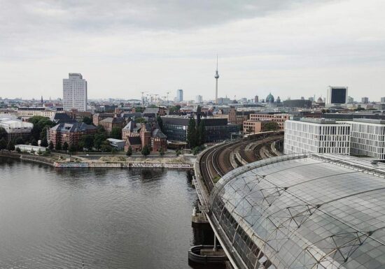 Bundesregierung siedelt KI-Sicherheitsinstitut in Berlin an