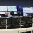 Dax legt zu - Preise für Öl und Gas sinken deutlich