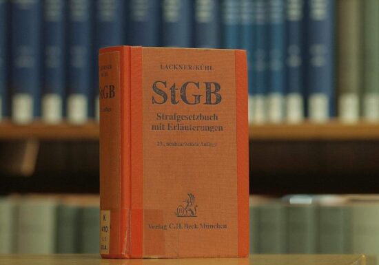 NRW-Justizminister verteidigt Jugendstrafrecht für Heranwachsende