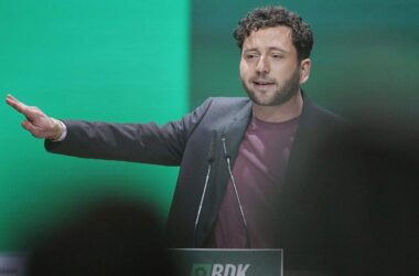 Banaszak will stärkeres Grünen-Engagement im Osten