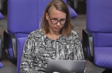 Linke kritisiert steigende Zahl an Sonntagsbeschäftigten