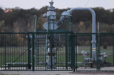 Netzagentur-Chef: Gashändler müssen mehr Gas einspeichern