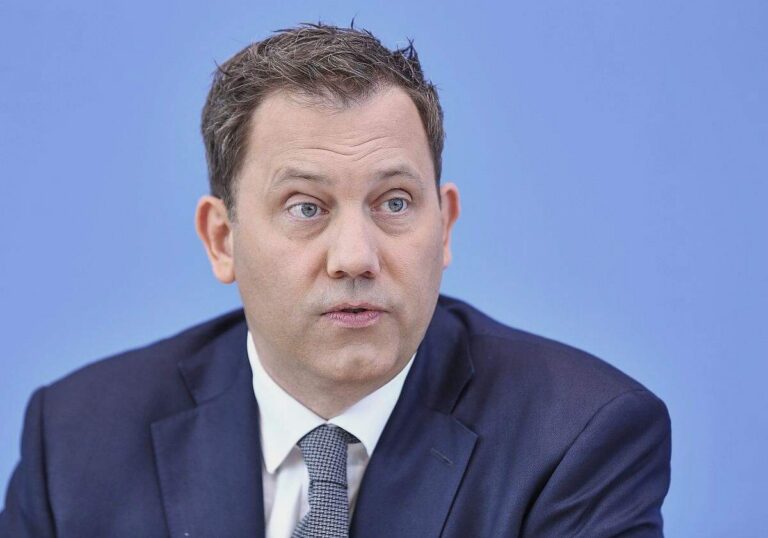 Klingbeil verspricht Start-ups bessere Steuerbedingungen
