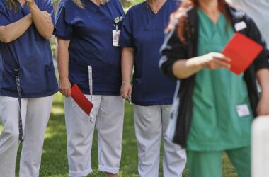 Pflegereform: Unions-Experten unterstützen Kritik der Ost-MPs