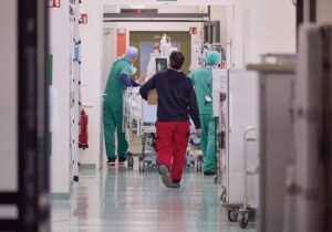 Umfrage: Mehrheit will Kühltechnik für Kliniken und Pflegeheime