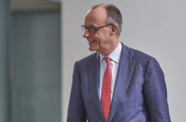 Merz auch nächste Woche noch im Urlaub