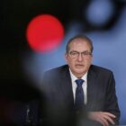 Dobrindt will Verfassungsschutz zu aktivem Geheimdienst umbauen