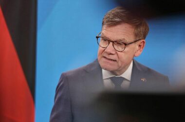 Wadephul weist Lawrows Drohungen zurück