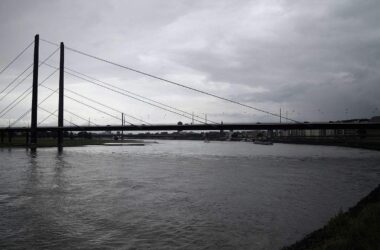 IW warnt vor den Folgen des Rhein-Niedrigwassers