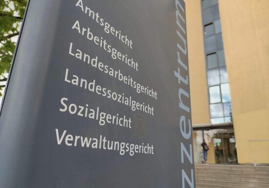 Hubig will Prozessrecht wegen KI-Klagenflut reformieren