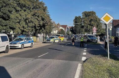 Zwei Tote nach Gewalttat an Schule in Brandenburg