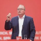 NRW-SPD-Spitzenkandidat will an Altersteilzeit länger festhalten