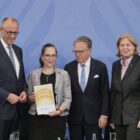 Frei fordert Umsetzung der kompletten Rentenreform