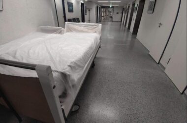 Immer mehr Mädchen wegen Essstörungen im Krankenhaus