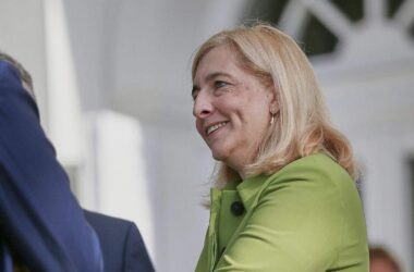 Warken: Merz bleibt Kanzler nach Ost-Wahlen