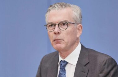 Wirtschaftsweiser gegen Einführung von Schwerarbeiter-Rente