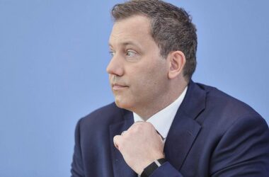 Union kritisiert Klingbeils Steuerpläne scharf