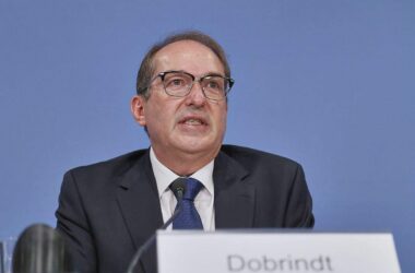 Dobrindt verdoppelt Anti-Drohnen-Einheiten der Bundespolizei
